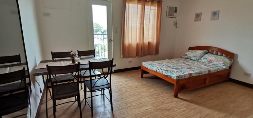 Huge Studio @ Arezzo Place Davao Condominium Екстер'єр фото